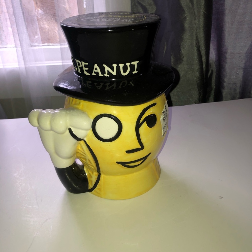 Vintage Mr. Peanuts ceramic peanut jar for cookies or peanuts and more